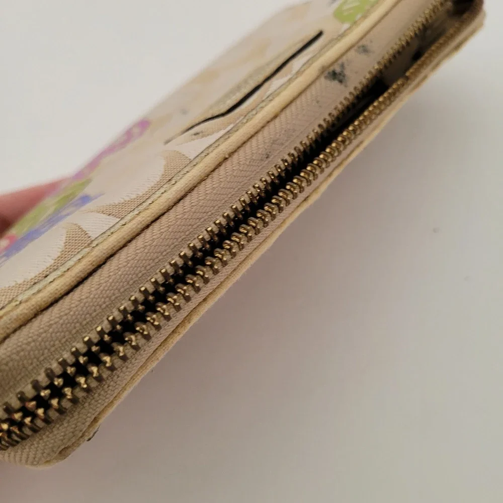 Coach Signature C Floral Scribble Zip Around Wallet Beige Tan Red Interior